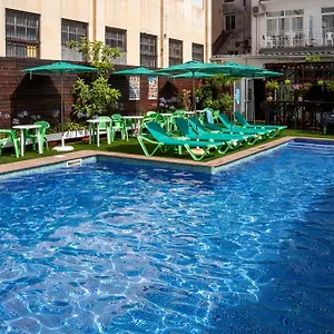 Atzavara Apartamento Calella