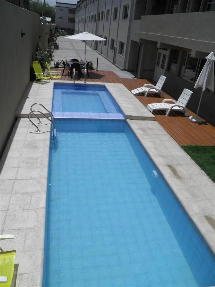 Soltigua Apart Hotel Mendoza 3*,